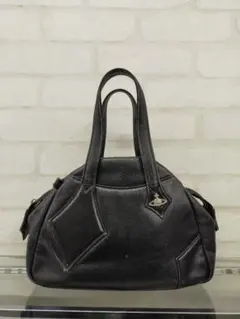 Vivienne Westwood ヤスミンバッグ ブラック レザー オーブ金具 - メルカリ