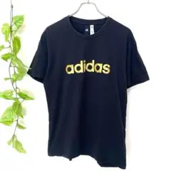 アディダス✨メンズ☆トップス Tシャツ 半袖 ブラック ゴールドロゴ おしゃれ