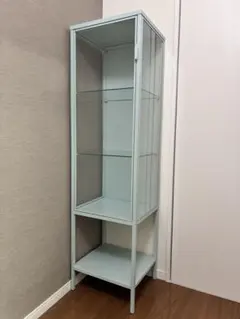 梱包・発送たのメル便】IKEAデトルフガラス扉キャビネット - メルカリ