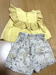 petit main フリル付きシャツと花柄ショートパンツセット