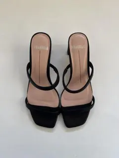 Mollini ブラック　サンダルのサムネイル