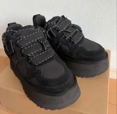 UGG スニーカー 厚底のサムネイル