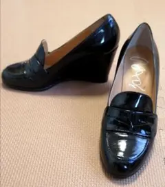 ウェッジソールパンプス/ブラックエナメル　#37