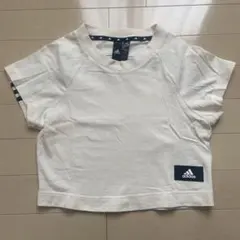 adidas コットンクロップトップス