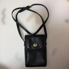 ブラック ミニ ショルダーバッグ ターンロック