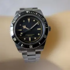 美品【ベルト/電池交換済】GUESS ダイバーズウォッチ 黒盤 稼働品 