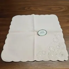 TOCCA タオルハンカチ ピンク 花柄刺繍のサムネイル