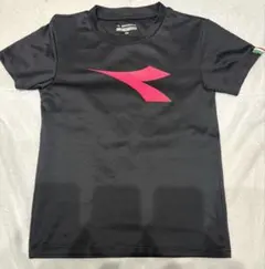 DIADORA 半袖Tシャツ ブラック ピンク Mのサムネイル