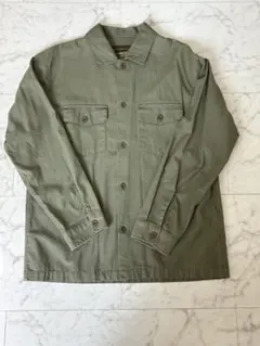 GLOBAL WORKボタン付きシャツ