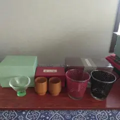 幾何学模様のコップ4個セット、ガラス製ぐい吞1個、木製ぐい吞2個セット