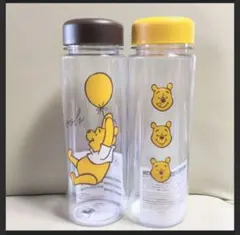 新品　ディズニー　くまのプーさんクリアボトル　茶色と黄色2本　各500mlのサムネイル