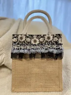 【美品】インド刺繍リボン　ジュートバック　ミニトート　サブバック　フリル　花柄