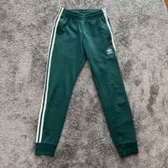 お値下げしました☺️ adidas XS アディダス　クラシックス 緑　ジャージ