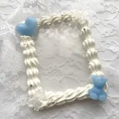 トレカケースデコ　ホイップデコ　リボン　ハート　くま　ブルー　ホワイト