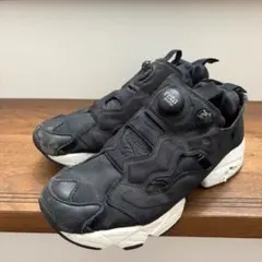 Reebok ポンプフューリー 23.5cm V65750 訳あり