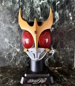 仮面ライダークウガ マスクディスプレイ 台座付き フィギュア