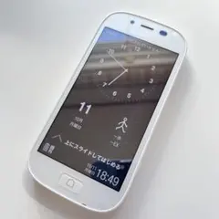 docomo らくらくスマートフォン3 F-06F ホワイト