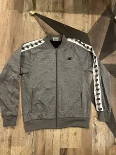 Item thumbnail for item 7f17ba6a-8987-45d3-b62e-ae53c5e1f34d