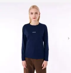LACOSTE　ワンポイント刺繍長袖Tシャツ