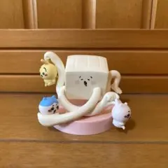 ちいかわ　討伐シーンフィギュア　ガチャガチャ　豆腐擬態型