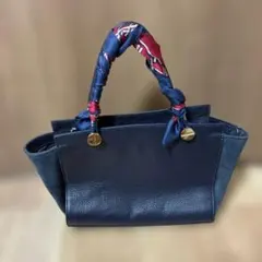 レザー ハンドバッグ スカーフ付き ネイビー