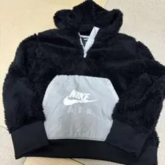 美品　NIKE ボアフード付き　トレーナー