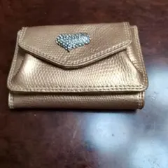 ゴールド ハート型装飾 三つ折り財布