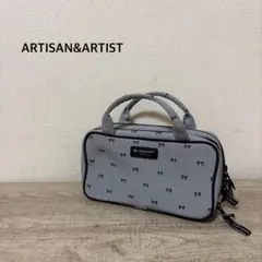 ARTISAN &ARTIST アイボリー キルティングポーチ - メルカリ