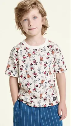 【Disney】ミッキー&フレンズ 総柄 4T 半袖Tシャツ