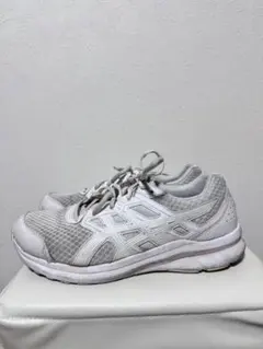 ASICS ホワイト ランニングシューズ　スニーカー 26.5cm