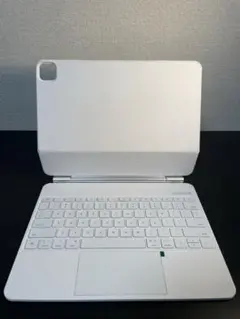 iPadキーボードケースAir第4/5/6/7、Pro11第1/2/3/4白い