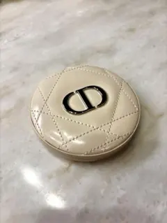 【美品】Dior フォーエヴァー クチュール ルミナイザー #03