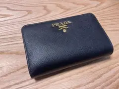 PRADA プラダ　二つ折り財布　サフィアーノ