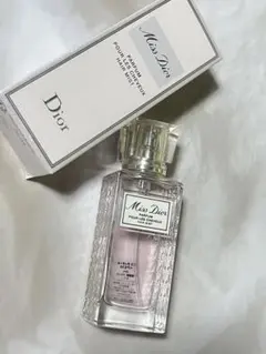 Miss Dior ヘアミスト箱入り