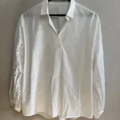 レリアン　袖刺繍入りホワイト長袖シャツ