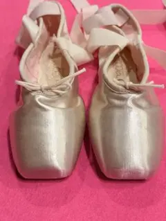チャコット トゥシューズ ベロネーゼⅡ 22.5cm ゴム・リボン付き