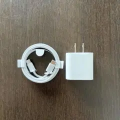 Apple純正　20W 電源アダプタとUSB-C充電ケーブルセット