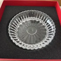 Baccarat 花柄クリスタル皿 ギャランティカード付き 直径20cm - メルカリ