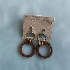 未使用　プラスチック製イヤリング