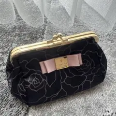LANVIN バラ模様リボン付き黒ポーチのサムネイル