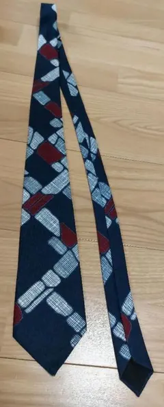 ネイビー 幾何学模様 ネクタイ