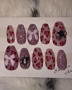 Item thumbnail for item 334c5039-62e6-4eef-b8e5-4644f2866f64