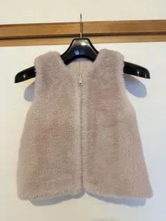 ZARA KIDS ザラキッズ　淡いピンクのファーベスト
