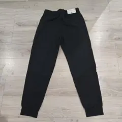 新品UNIQLO ウルトラストレッチアクティブジョガーパンツ S ブラック