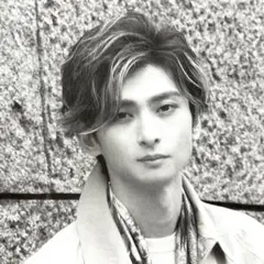 Item thumbnail for item e587a7c4-75d2-47d4-94d8-959b8c7124e5