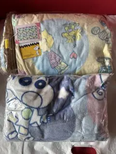 スヌーピー クレヨンしんちゃん　キャラクター　フランネルブランケット2種セット