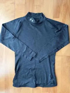 アンダーアーマー　ジュニア　裏起毛インナー