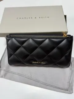 CHARLES & KEITH キルティングウォレットのサムネイル
