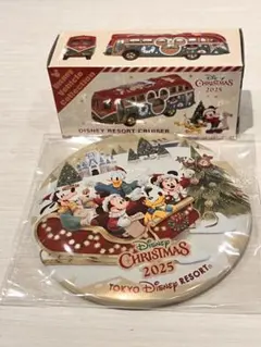 Disney Christmas 2025 トミカ、缶バッジセット