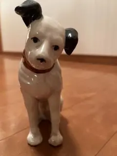 ピクサー犬陶器製犬の置物 白と黒